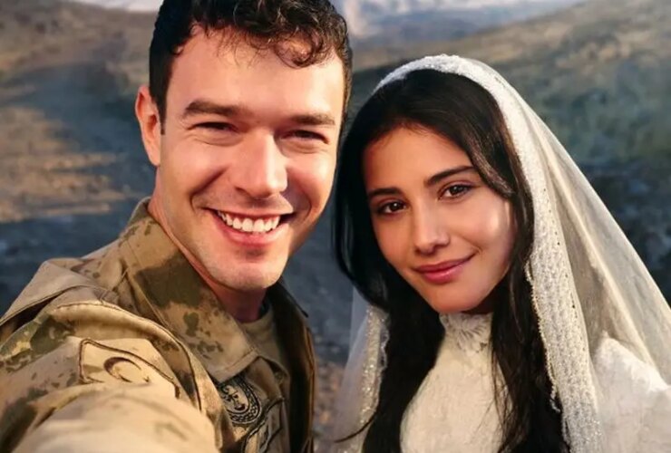 مجموعه تلویزیونی "تو همانی هستی که دوستش دارم"; یک عاشقانه پر تنش 33 سریال های ترکی