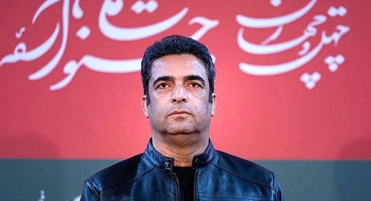 Menocher بیا. منوچهر هادی فیلمبردار اجتماعی است؟