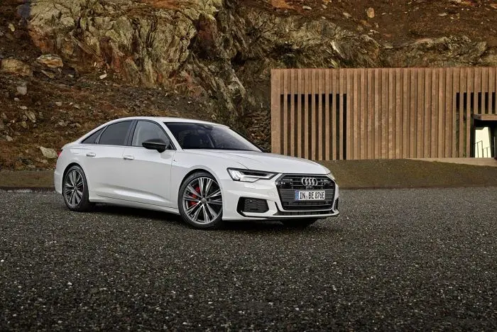 آئودی A6; یک سدان لوکس برای کسانی که بنز و بی ام و نمی خواهند! 1 آئودی A6; یک سدان لوکس برای کسانی که بنز و بی ام و نمی خواهند!