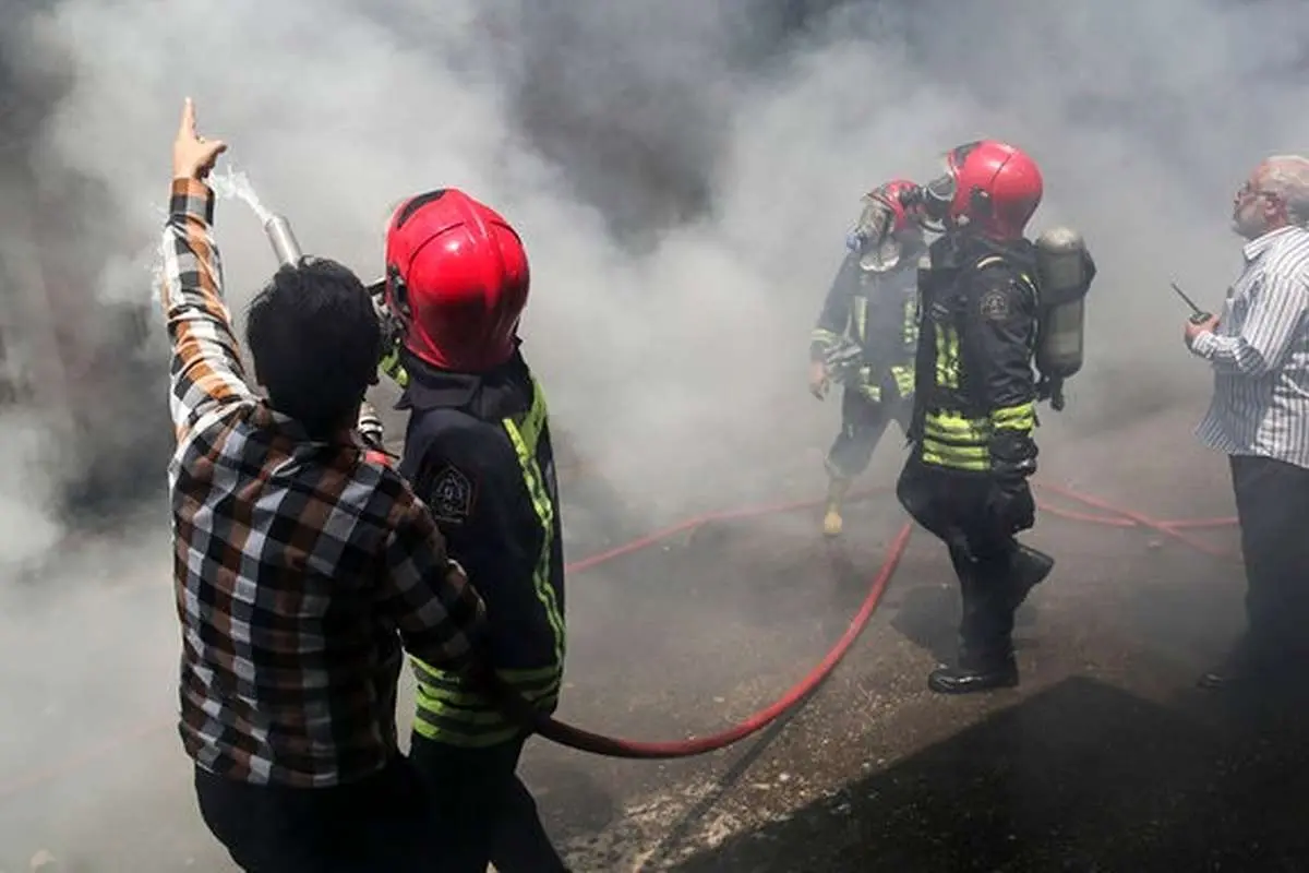 آتش سوزی در یکی از شرکت های صنعتی شهرک صنعتی آبادان