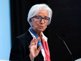 احتمال استعفای زودهنگام «لاگارد» از ریاست بانک مرکزی اروپا 8 احتمال استعفای زودهنگام «لاگارد» از ریاست بانک مرکزی اروپا