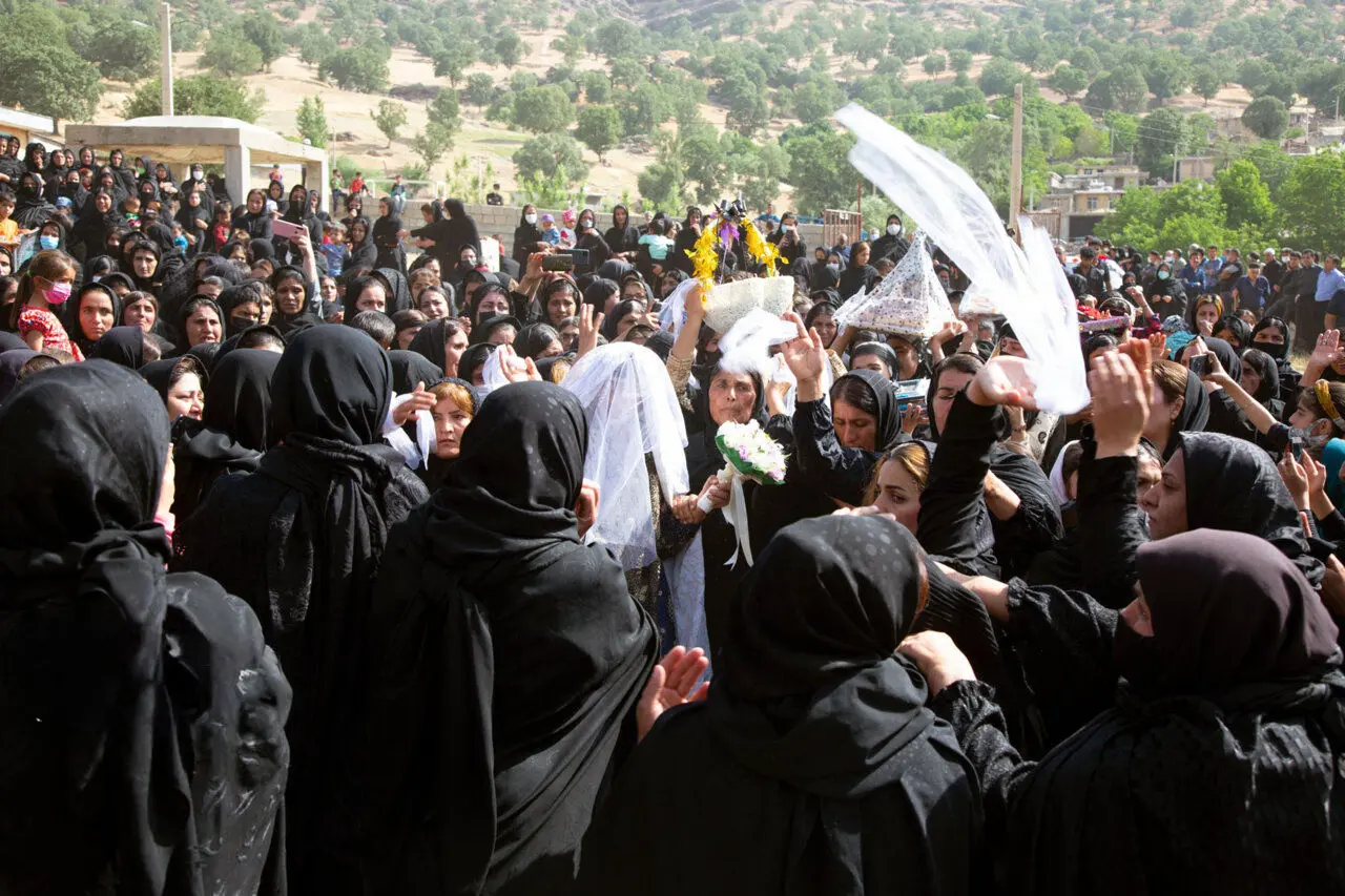 اخراج شما کافی نیست، پست جدید نگذارید!