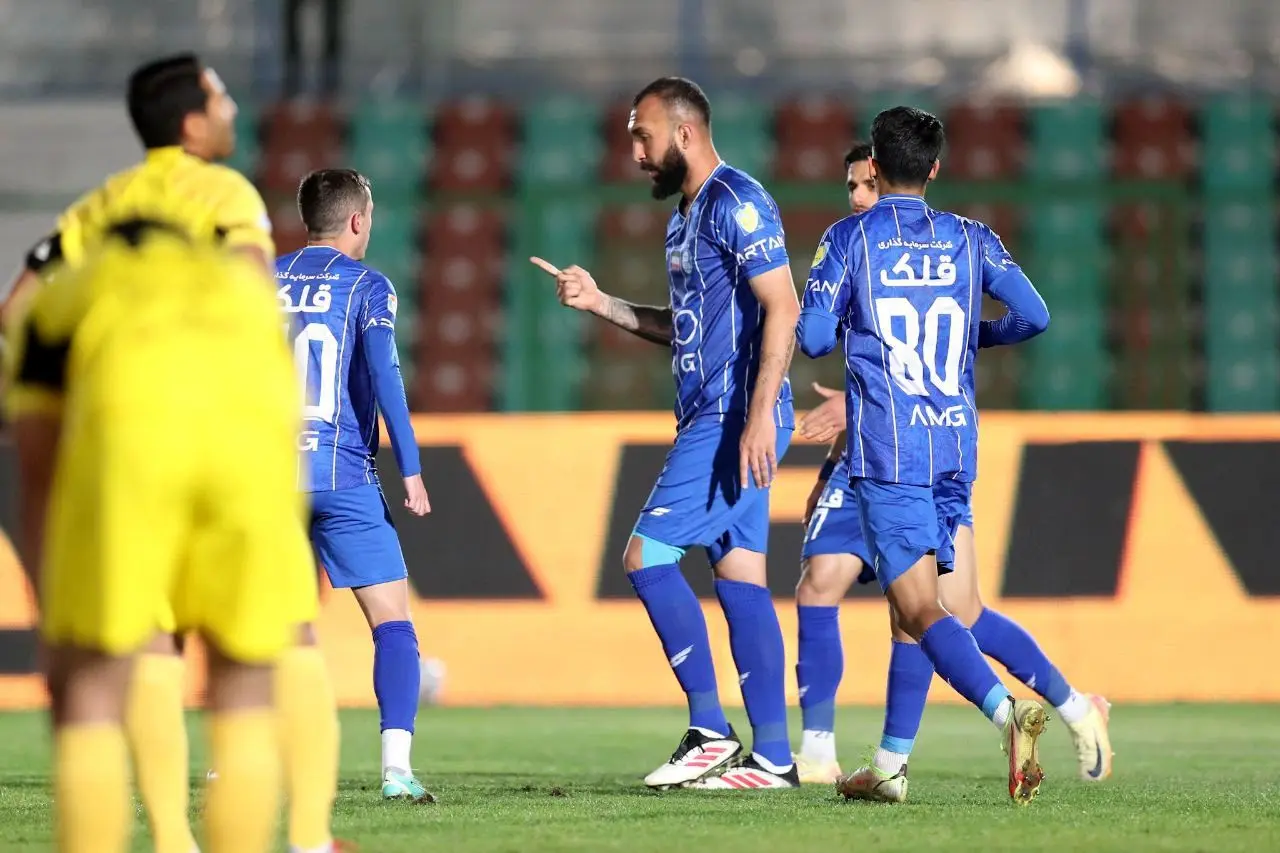 امروز و نمایشی شبیه به گلادیاتورها