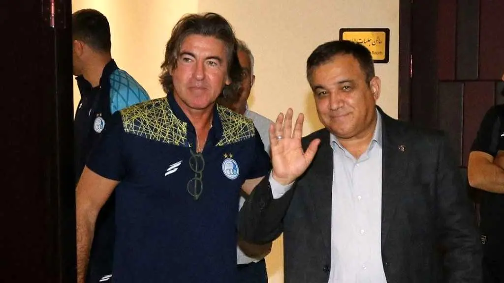 بانک استقلال بی ثبات تر از نرخ دلار است. هر 58 روز یک رام!