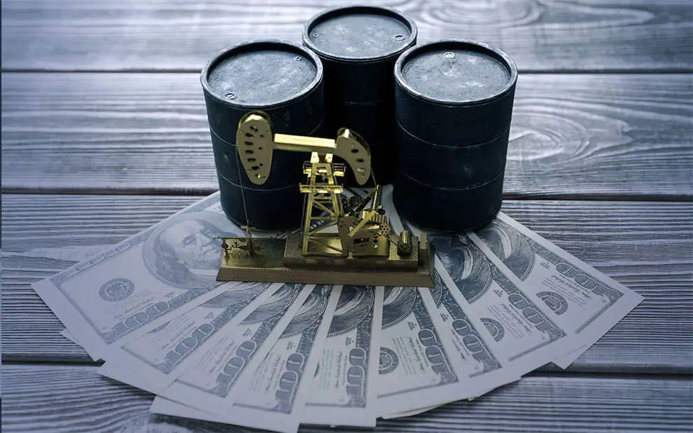 تاجگردون: اگر هیئت امنا پول نفت را پس ندهد، دارایی آنها مصادره می شود.