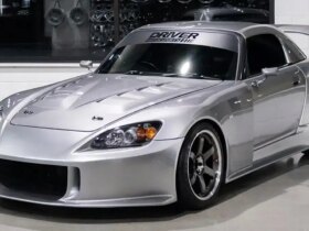 تبلیغ هیولای خیابانی ژاپنی در آمریکا؛ هوندا S2000 چقدر می ارزد؟