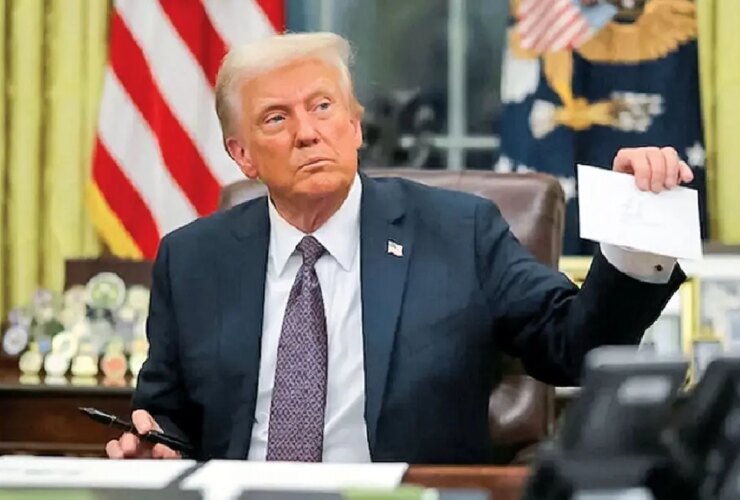 ترامپ: آمریکا 10 میلیارد دلار برای بازسازی غزه سرمایه گذاری خواهد کرد 15 ترامپ: آمریکا 10 میلیارد دلار برای بازسازی غزه سرمایه گذاری خواهد کرد