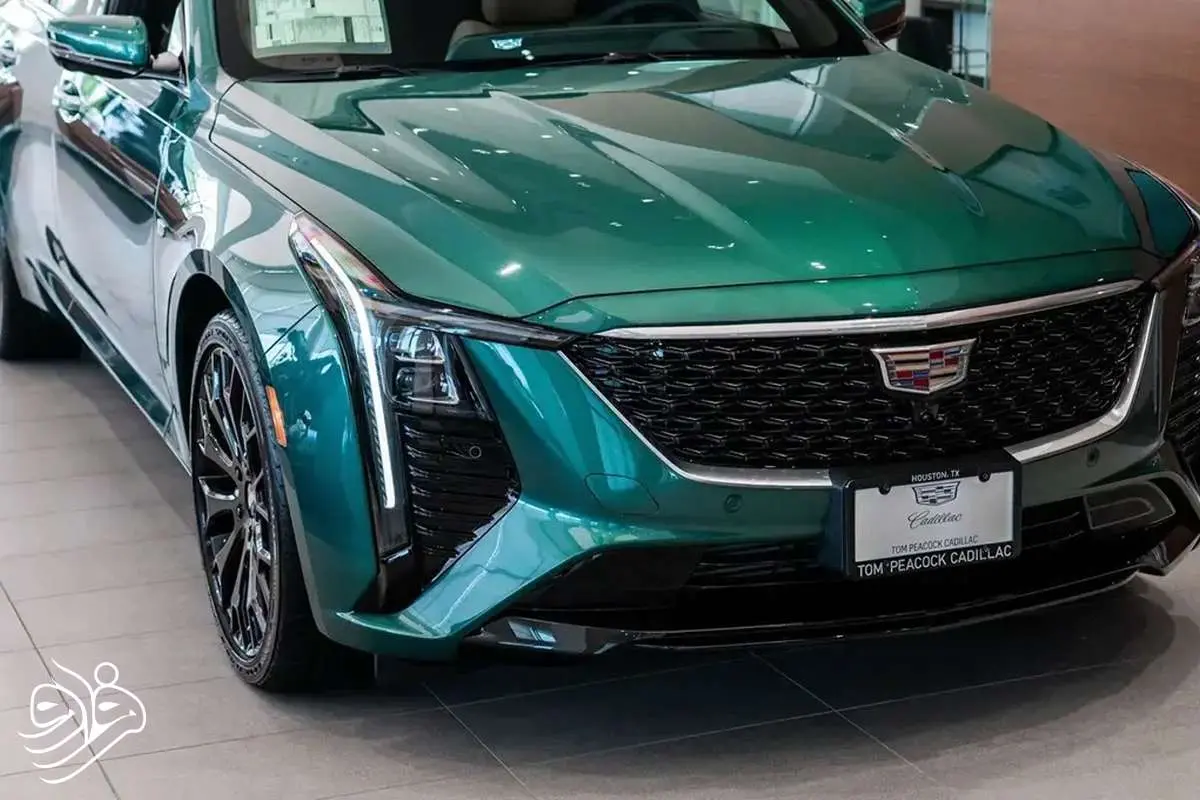 تصاویر; کادیلاک CT5 در رنگ منحصر به فرد تایفون متالیک