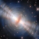 تصویری خیره کننده از سحابی تخم مرغ در حال مرگ هابل