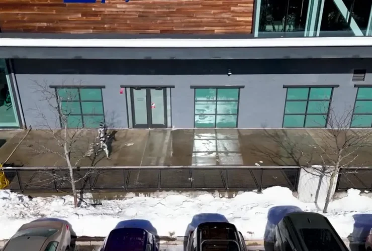 تماشا کنید: وقتی ربات اطلس مانند یک ژیمناستیک حرفه ای پشتیبان می گیرد