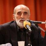 حسین شریعتمداری خطاب به پزشکان گفت: دیدار با زندانیان حوادث اخیر توهین به نظام است.