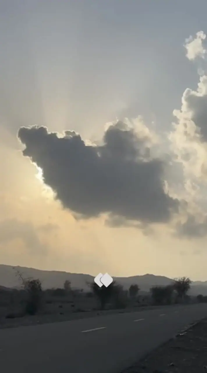 خلاقیت ابرها؛ نقشه ایران در آسمان هرمزگان