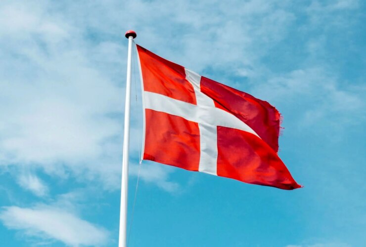 دانمارک مدعی توقیف کشتی با پرچم ایران است