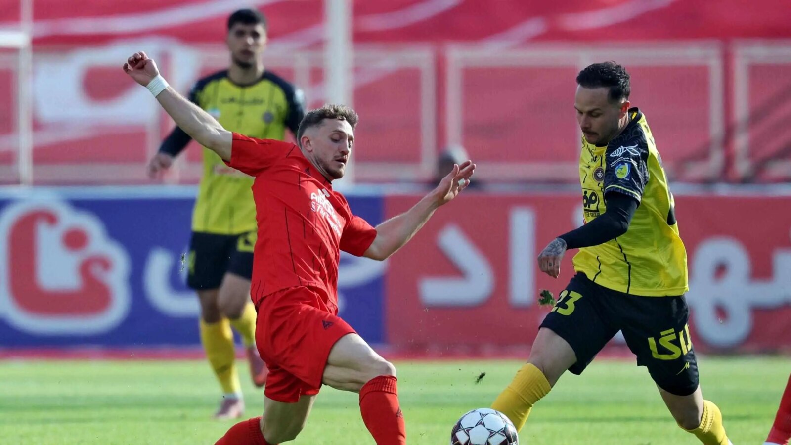 در واقع سپاهان در جدال با بزرگان امتیاز صفر دارد. محرم و قهر عدالت