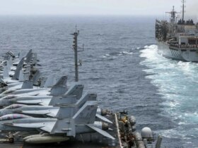 روزنامه اصولگرا: آمریکا می خواهد نیروهای مسلح ما تا زمانی که خسته شوند در حالت آماده باش طولانی مدت بمانند 8 روزنامه اصولگرا: آمریکا می خواهد نیروهای مسلح ما تا زمانی که خسته شوند در حالت آماده باش طولانی مدت بمانند