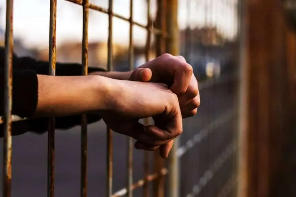 سخنگوی قوه قضائیه: هنوز تعداد کمی از افراد زیر 18 سال بازداشت هستند.