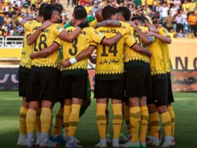 سپاهان - الاهلی; آسیا و وضعیت عجیب میزبانی