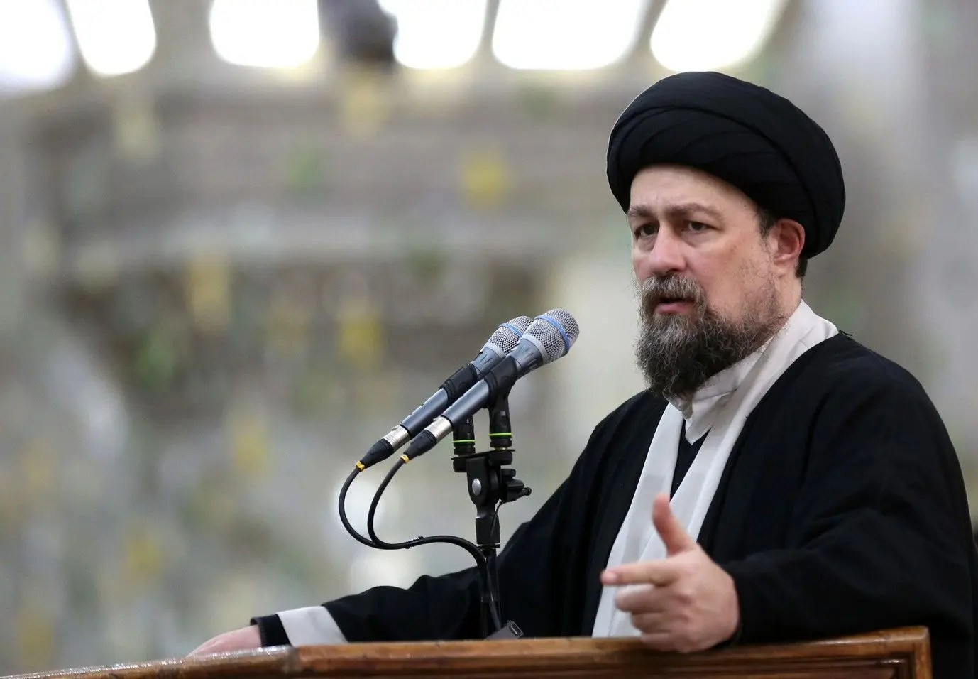 سید حسن خمینی: بیگانگان هرگز برای ما رفاه و سلامتی به ارمغان نیاورده اند 1 سید حسن خمینی: بیگانگان هرگز برای ما رفاه و سلامتی به ارمغان نیاورده اند