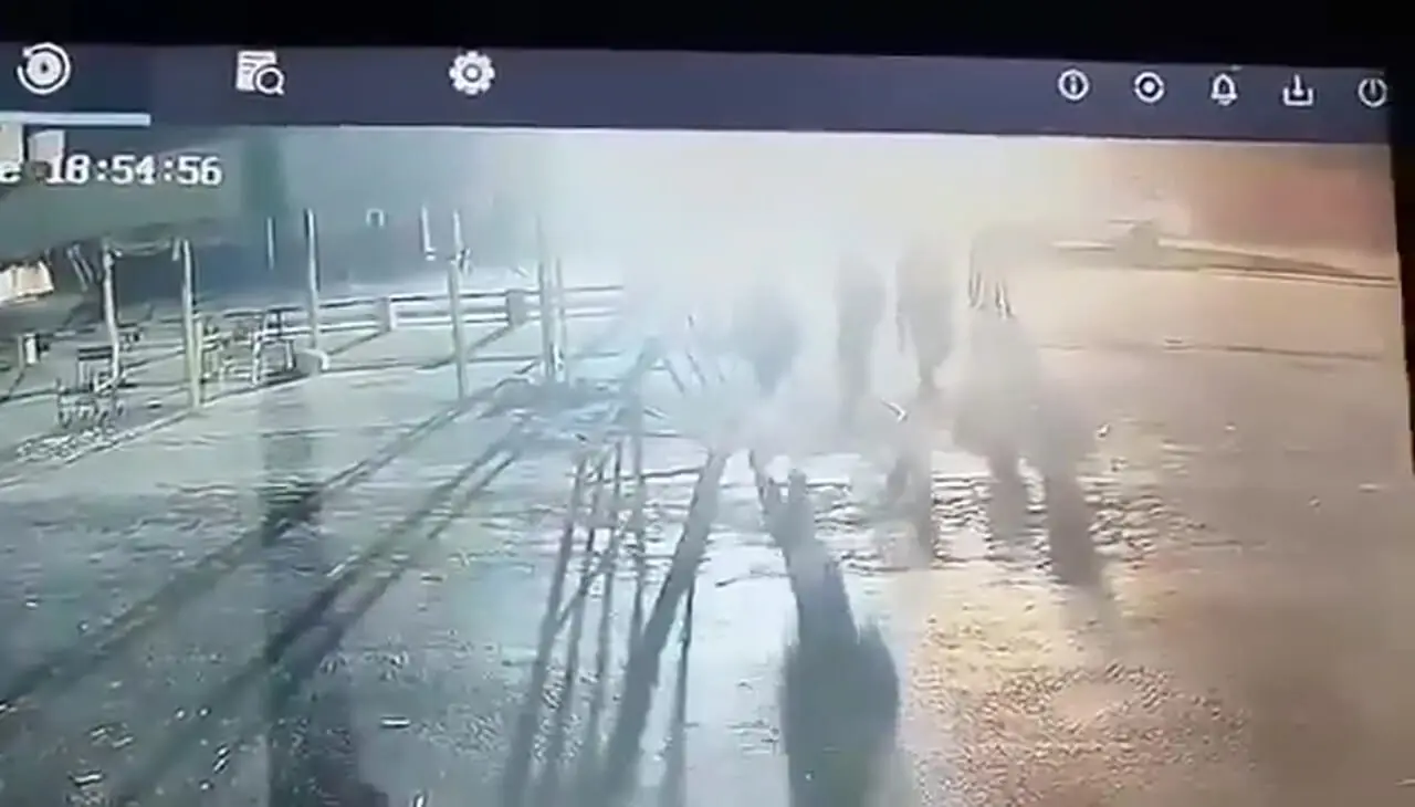 طالبان بر یک ایست بازرسی در پاکستان حمله انتحاری انجام دادند