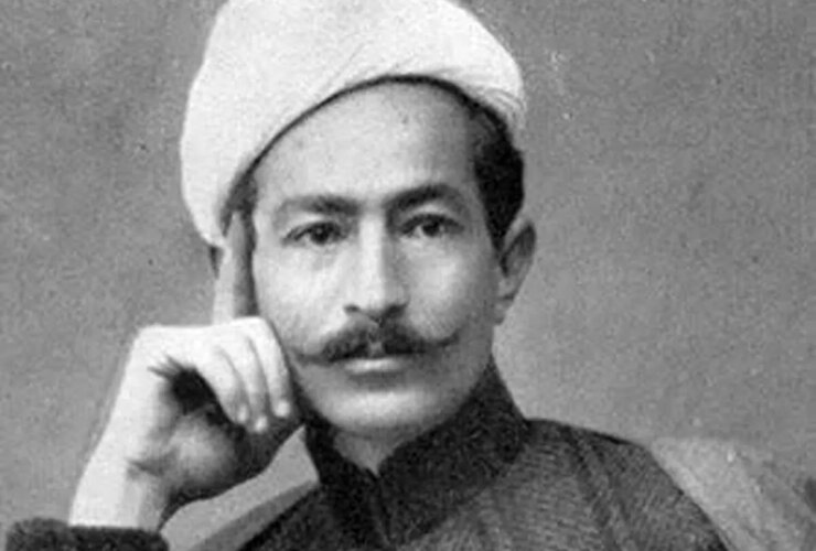عارف قزوینی; داستان زندگی عارف و جنگ او با ایرج میرزا 10 عارف قزوینی; داستان زندگی عارف و جنگ او با ایرج میرزا
