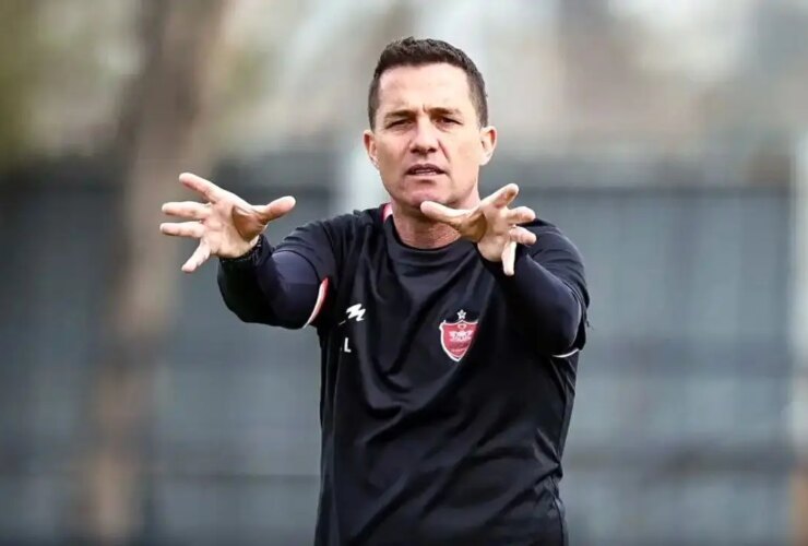 عثمر: من بیشتر از دست هواداران عصبانی هستم