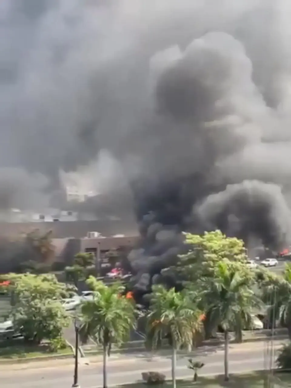 هشدار امنیتی در سفارت آمریکا در مکزیک 1 هشدار امنیتی در سفارت آمریکا در مکزیک