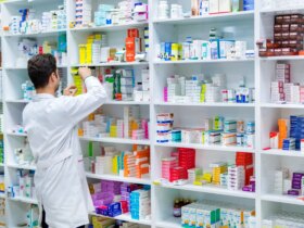 هشدار کمبود نقدینگی در زنجیره تامین دارویی/پاکسازی قفسه های دارو
