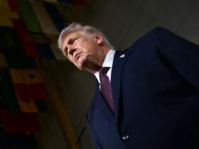 واکنش ترامپ به انتشار ویدئوی نژادپرستانه اوباما و همسرش: اشتباه دستیاران بود، عذرخواهی نمی کنم