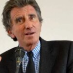 وزیر سابق فرهنگ فرانسه چشمان خود را به پرونده اپشتاین باز کرد