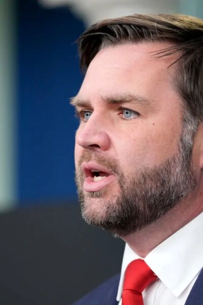 ونس و ژنرال آمریکایی به ترامپ درباره حمله به ایران هشدار می دهند 2 ونس و ژنرال آمریکایی به ترامپ درباره حمله به ایران هشدار می دهند