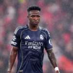 وینیسیوس در دوراهی تمدید قرارداد با رئال یا ماندن در عربستان سعودی
