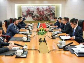 پکن بر حق مشروع ایران برای برنامه هسته ای تاکید می کند