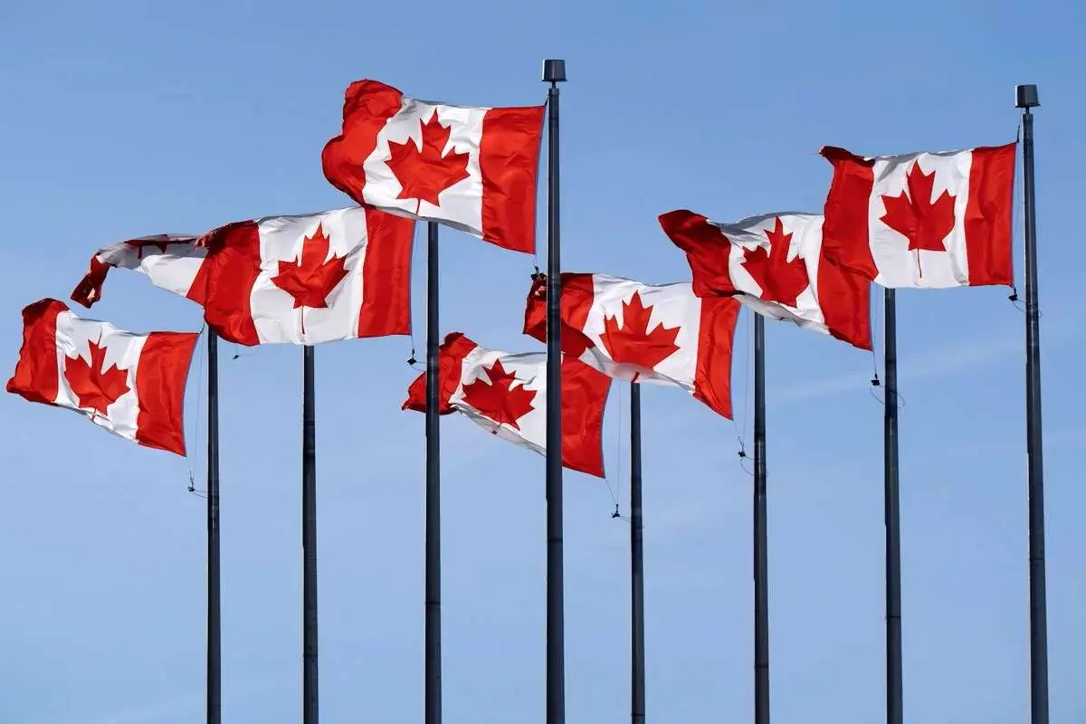 کانادا از لغو تعرفه های دیوان عالی ایالات متحده استقبال می کند