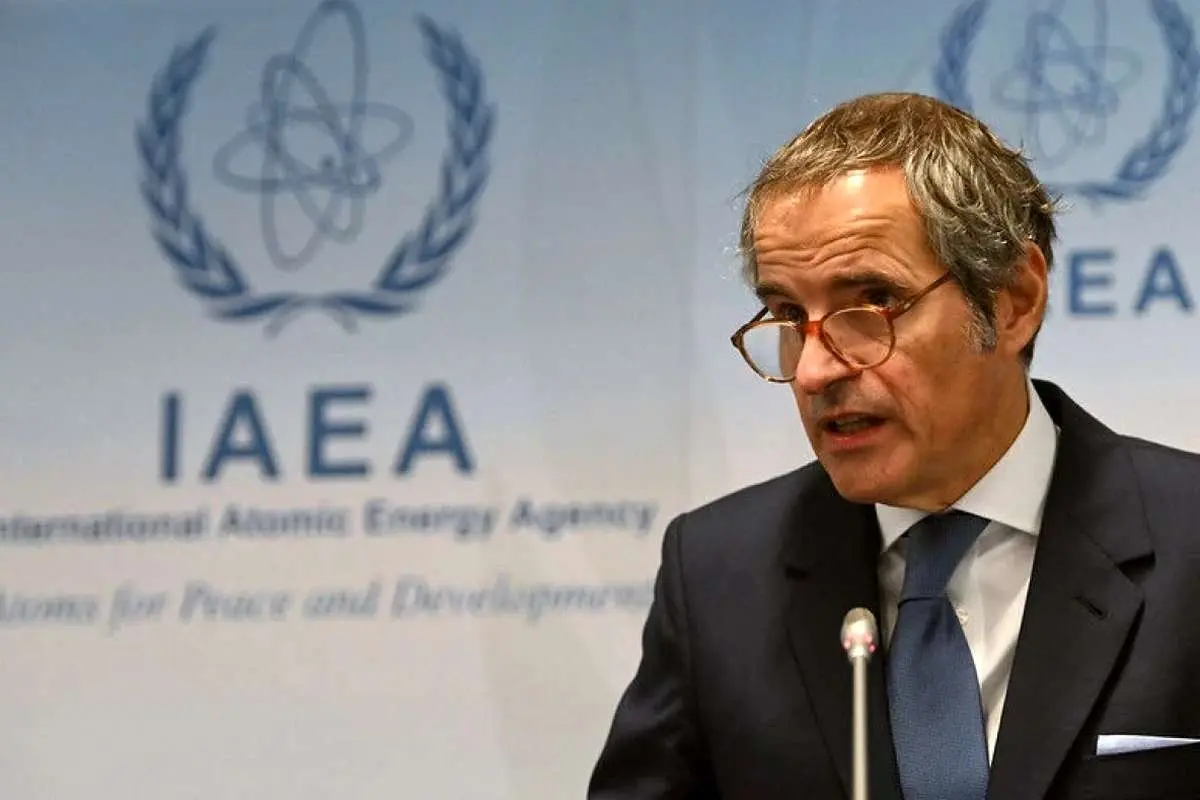 گروسی: باید از بن بست جنگ 12 روزه با ایران خارج شویم/ بازرسان آژانس آماده رفتن به نقاط مهمتر هستند