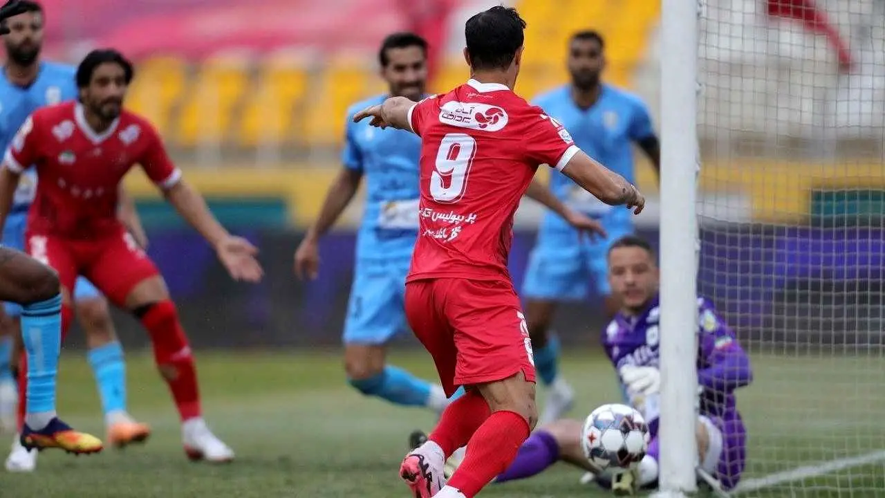 یک کشتی غافلگیرکننده به گل نشست. آیا راه حل خبری کار می کند؟