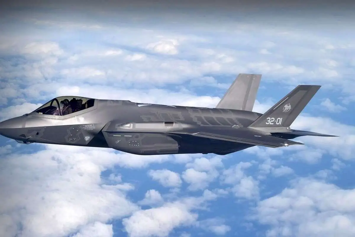 فیلمی از سقوط هواپیمای جنگی آمریکایی 1 فیلمی از سقوط هواپیمای جنگی آمریکایی