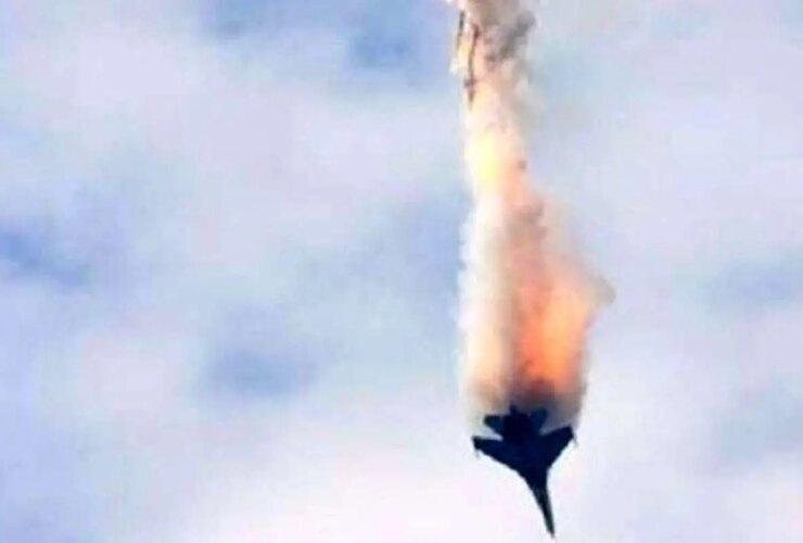 آمریکا تایید کرد که یک جنگنده در کویت سرنگون شده است 28 آمریکا تایید کرد که یک جنگنده در کویت سرنگون شده است