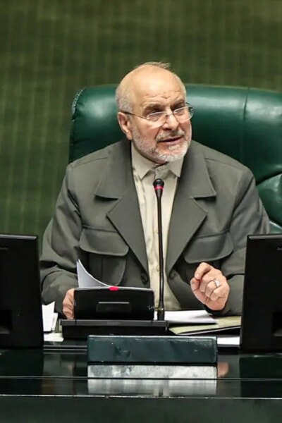 کلیباف: آمریکا به دلیل ناکافی بودن ذخایر دفاعی مجبور به اولویت بندی است