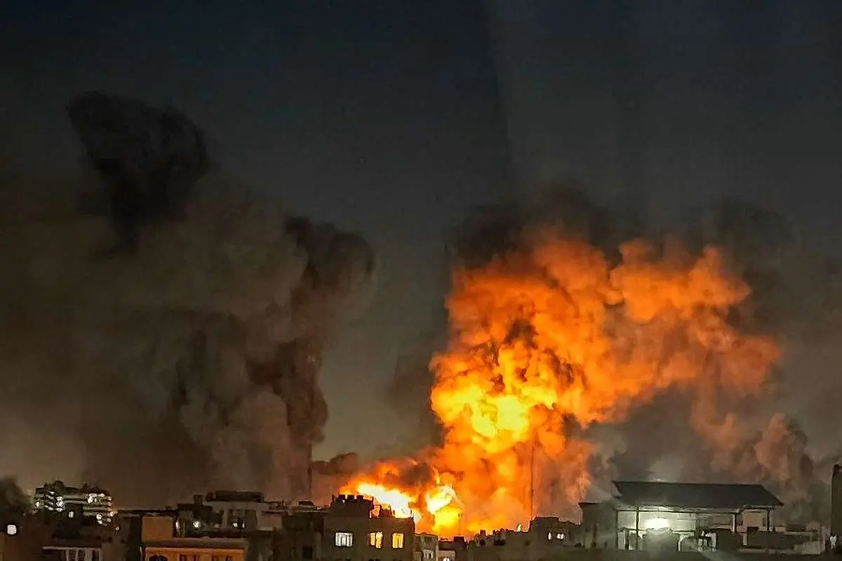 حمله موشکی به دو مرکز نظامی در خارج از شهر قم