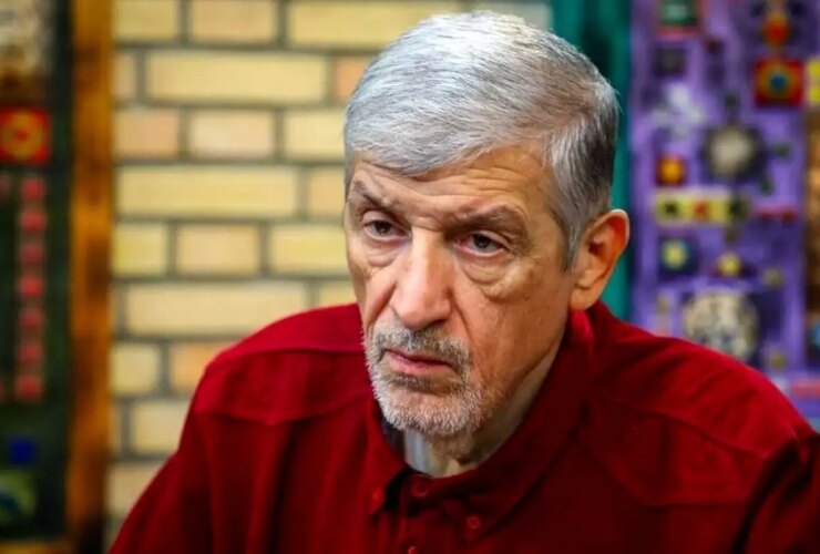 نماینده سابق مجلس: برای انتخاب رهبری عجله ای وجود ندارد