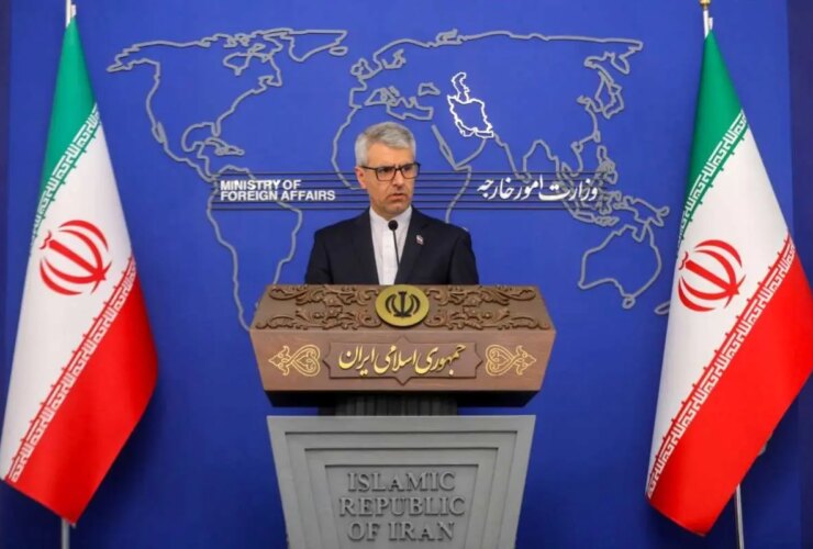 بقایی: پس مشکل نفت است!