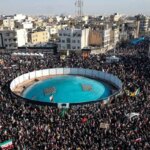 وفاداری مردم تهران به سومین رهبر انقلاب