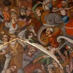 تصاویر; در اثر حمله به کاخ چهلستون اصفهان خسارت وارد شد