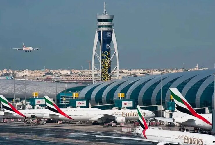 سقوط دو پهپاد در حوالی فرودگاه دبی 4 زخمی شدند