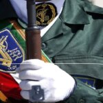 سپاه: ما فقط به تسلیم کامل دشمن فکر می کنیم