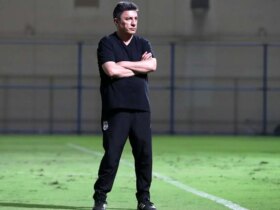 واکنش امیر قلعه نویی به پناهندگی دختران ایرانی به استرالیا