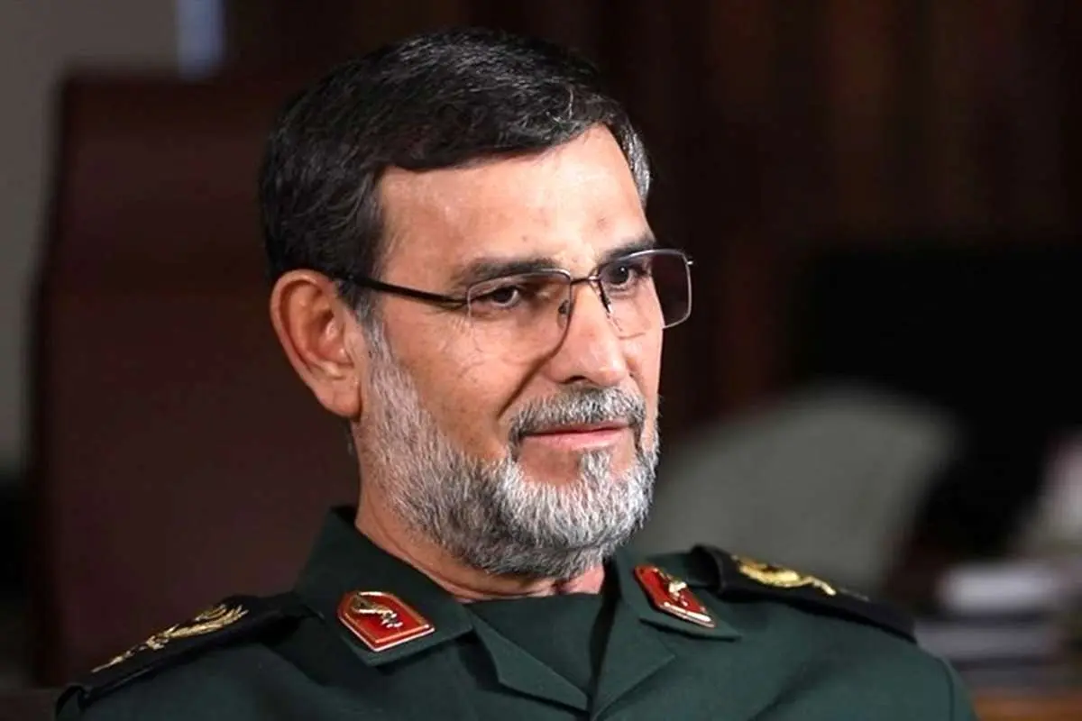 دریاسالار تنگسیری: کشتی هایی که از تنگه هرمز عبور می کنند نیاز به مجوز از ایران دارند