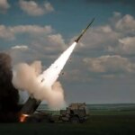 روزنامه اسرائیلی: نیمی از موشک های ایران از نوع خوشه ای بودند