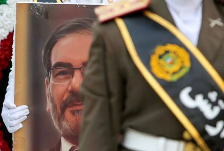 مراسم تشییع پیکر علی شمخانی در امامزاده صالح