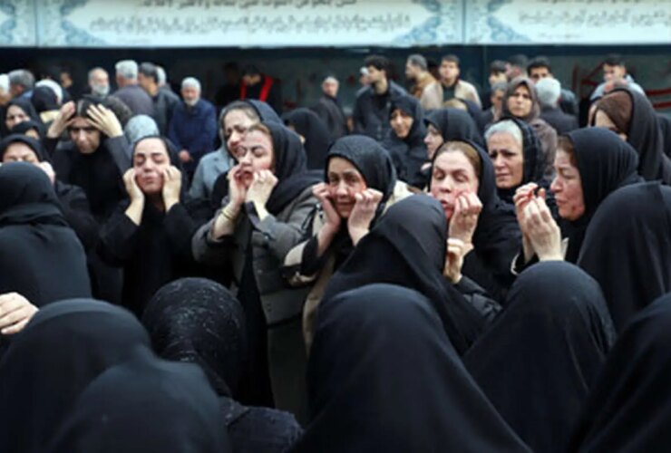 تشییع پیکر شهدای ناو دانا در کرمانشاه 29 تشییع پیکر شهدای ناو دانا در کرمانشاه